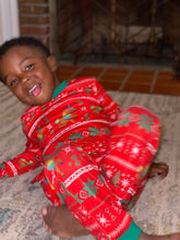 Load image into Gallery viewer, 2021 Holiday Signature Pattern Two Piece Kids Pajamas
